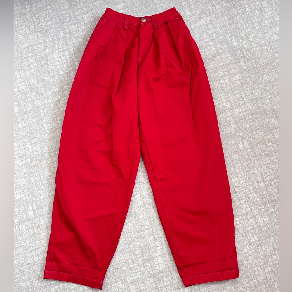 Urban Oufitters BDG Red Keaton Pleated Chino Cuffed Hem Pants in Size XXS